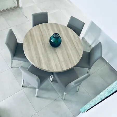 Fashion Iriome Βίλα