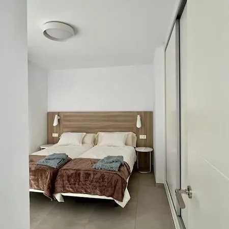 Fashion Iriome Βίλα Πλάγια Μπλάνκα